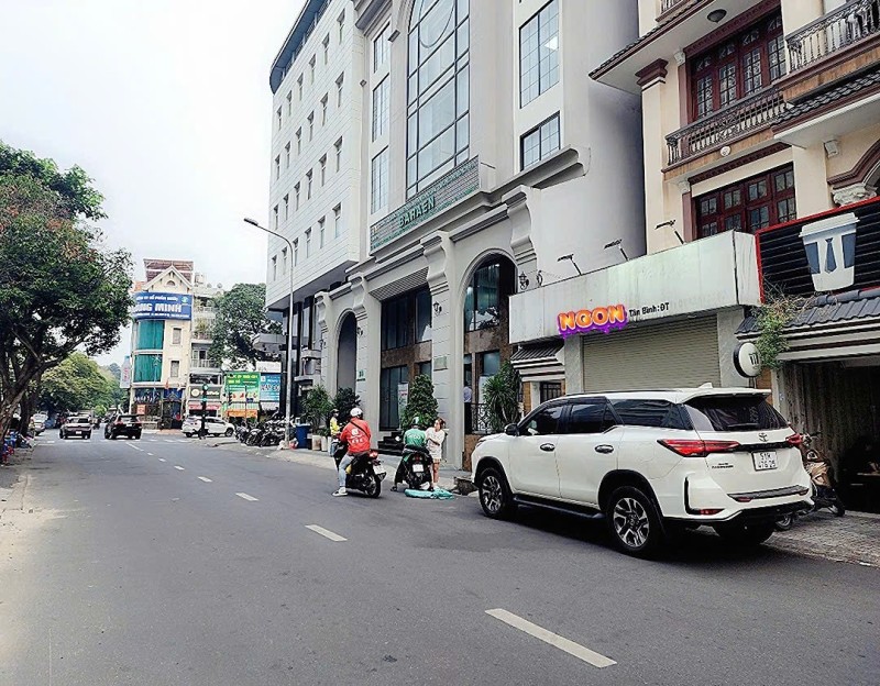 Bán nhà Mặt tiền Huỳnh Lan Khanh - ngay Phan Đình Giót, 15x16m, 4T, HĐT: 80 tr, 108 tỷ-anh-2