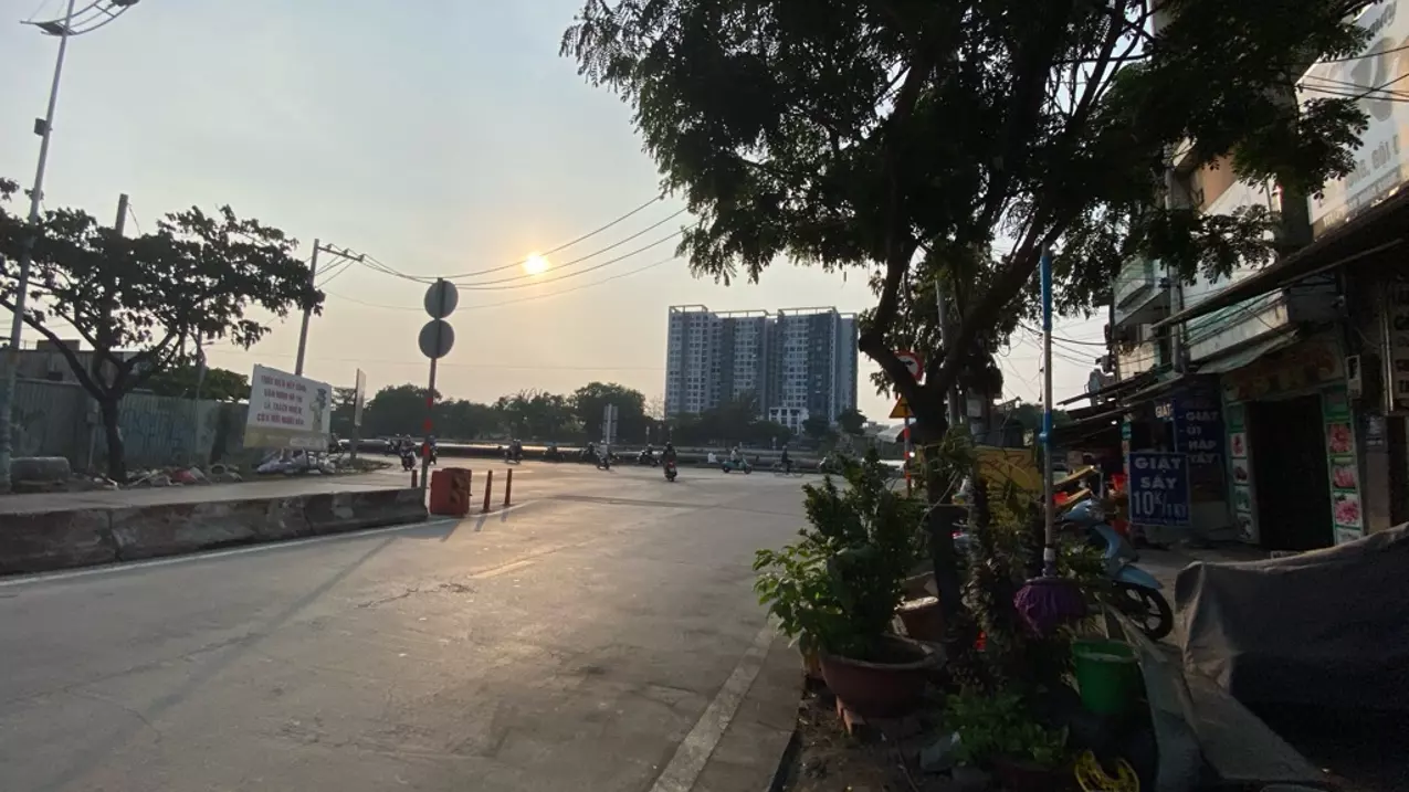 Bán nhà mặt tiền Nguyễn Thị Xiếu (Trần Xuân Soạn) Tân Thuận Tây Quận 7, 2 tầng 160m2 ngang 5,4m-anh-1
