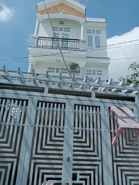 Nhà riêng 2 lầu sổ hồng 98m2 hẻm 1 sẹc Huỳnh Tấn Phát Q7-anh-1