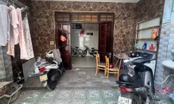 Bán nhà mặt tiền đối diện cổng trường ngoại ngữ-anh-1