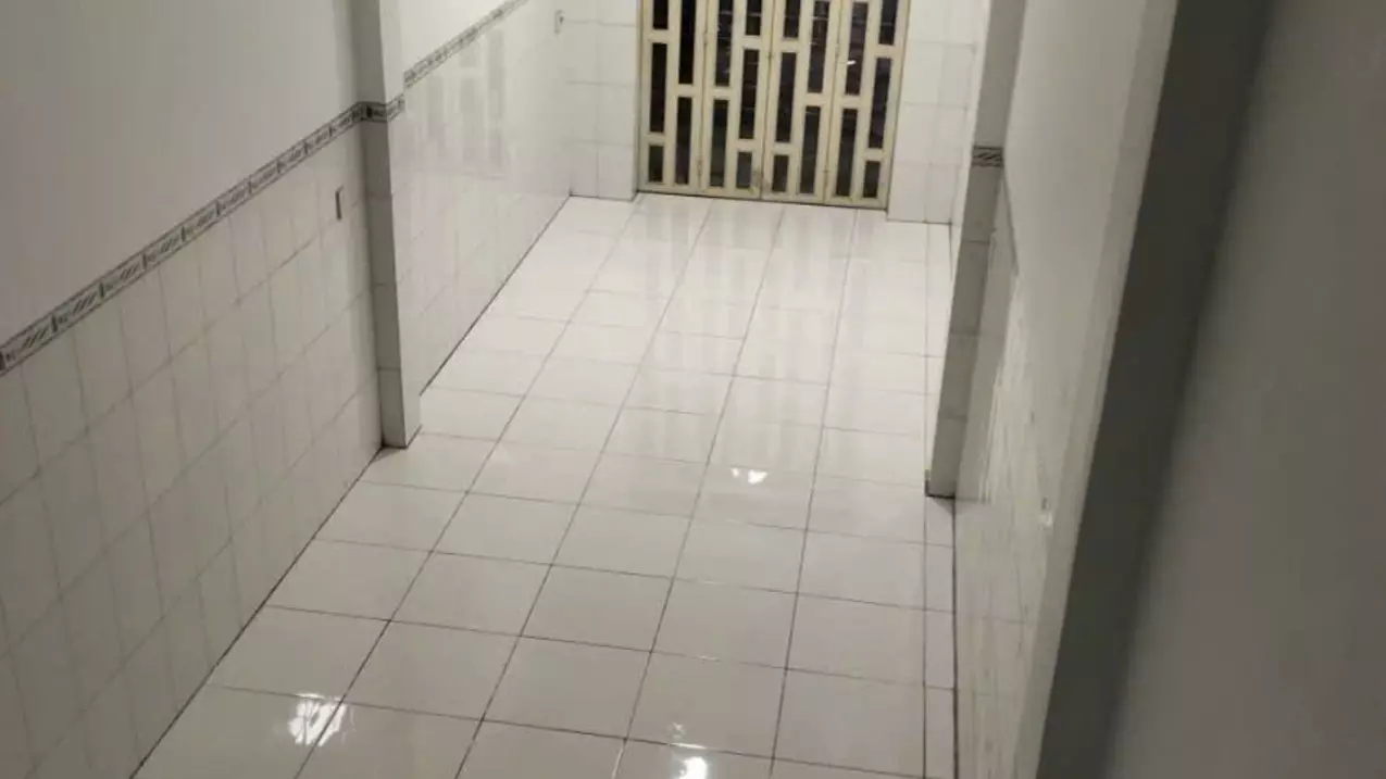 Bán nhà mt kinh doanh Nguyễn Hữu Thọ, thị trấn Bến Lức dt 56,7m2 3 lầu 4pn, 3wc giá 5,45 tỷ-anh-7