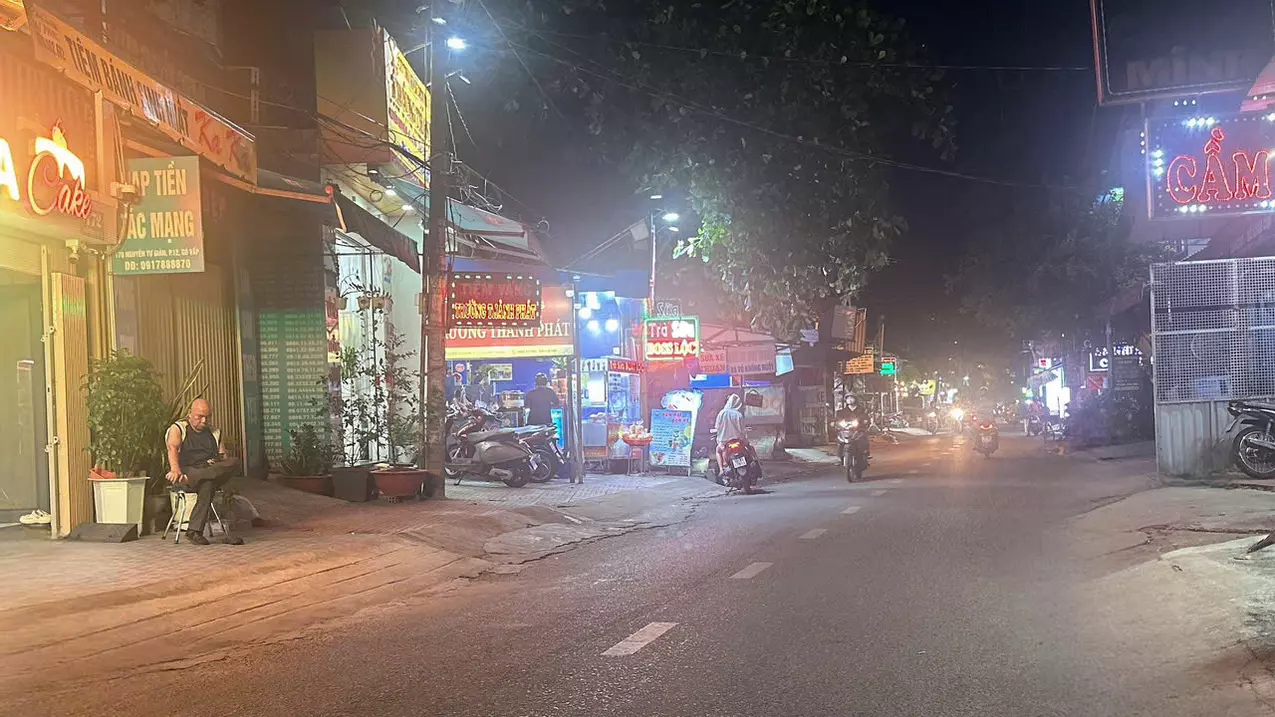 Bán nhà MTKD ngay chợ Nguyễn Tư Giản 80m2 6 lầu đẹp có thang máy KD đa nghề 14.5 tỷ.-anh-2