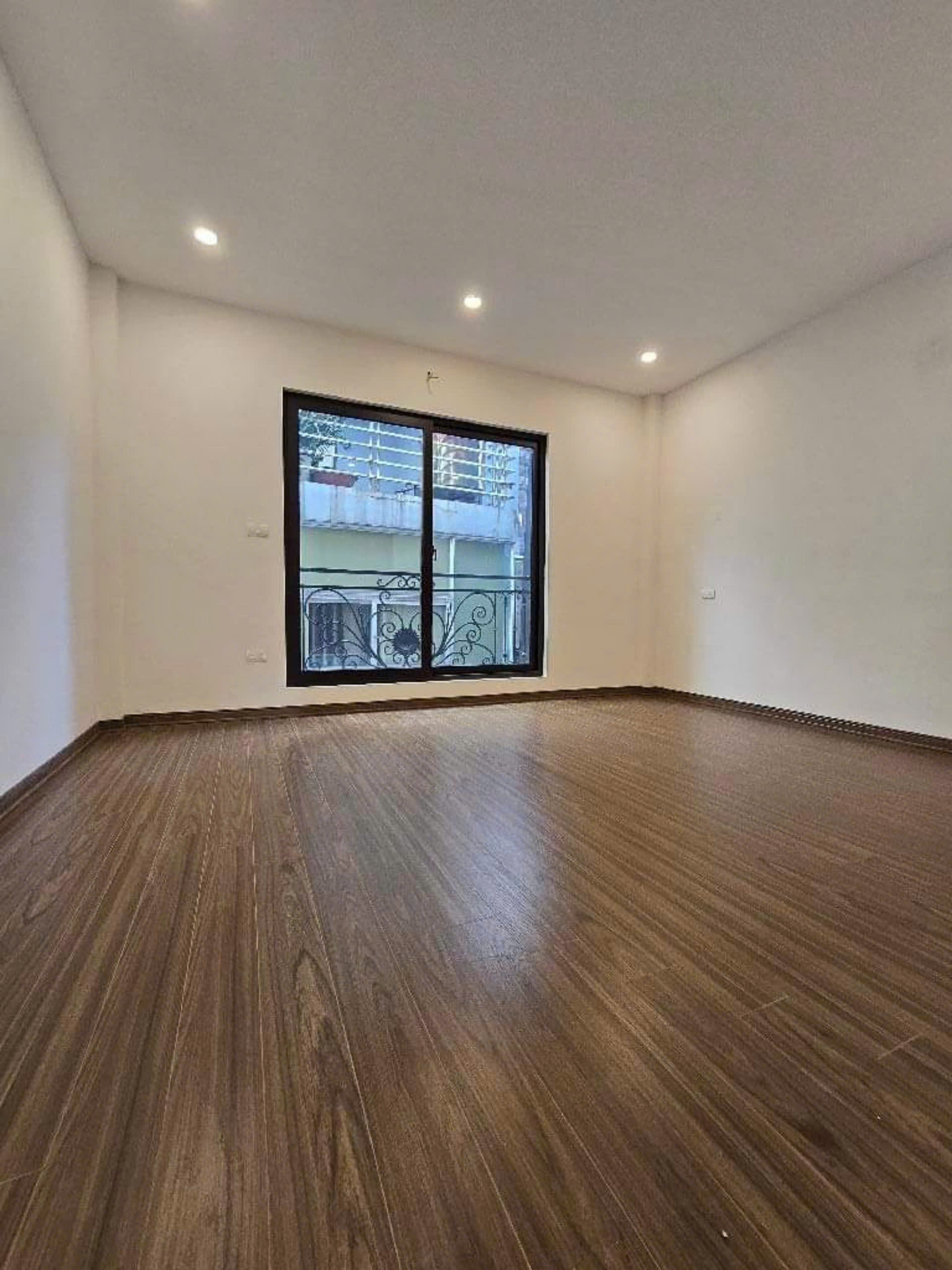 Bán nhà ngõ 266 Nguyễn Văn Cừ , 51m2, 8.8 tỷ thương lượng-anh-6