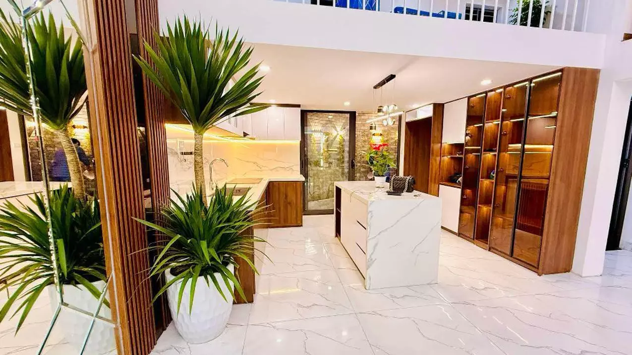 BÁN NHÀ NGÕ 678 LA THÀNH - 58M2, 5 TẦNG 4 PHÒNG NGỦ - NHÀ ĐẸP, NGÕ NÔNG, THOÁNG SÁNG-anh-1