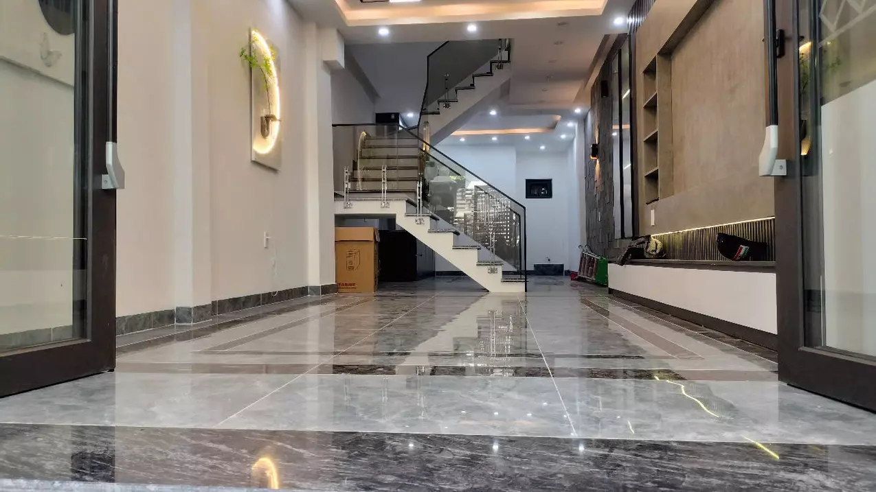 bán nhà ngõ phố Lạch Tray,Ngô Quyền,Hải Phòng, vị trí cực đẹp.view đăng sau là hồ điều hòa-anh-2