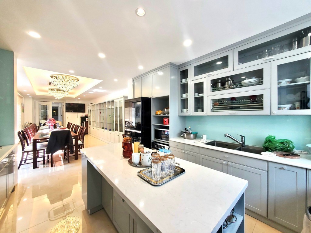 Bán nhà Nguyễn Văn Cừ 98m2 - 4T giá 17,8 tỷ - ô tô tránh, nội thất đẹp như cung điện 5 sao-anh-1