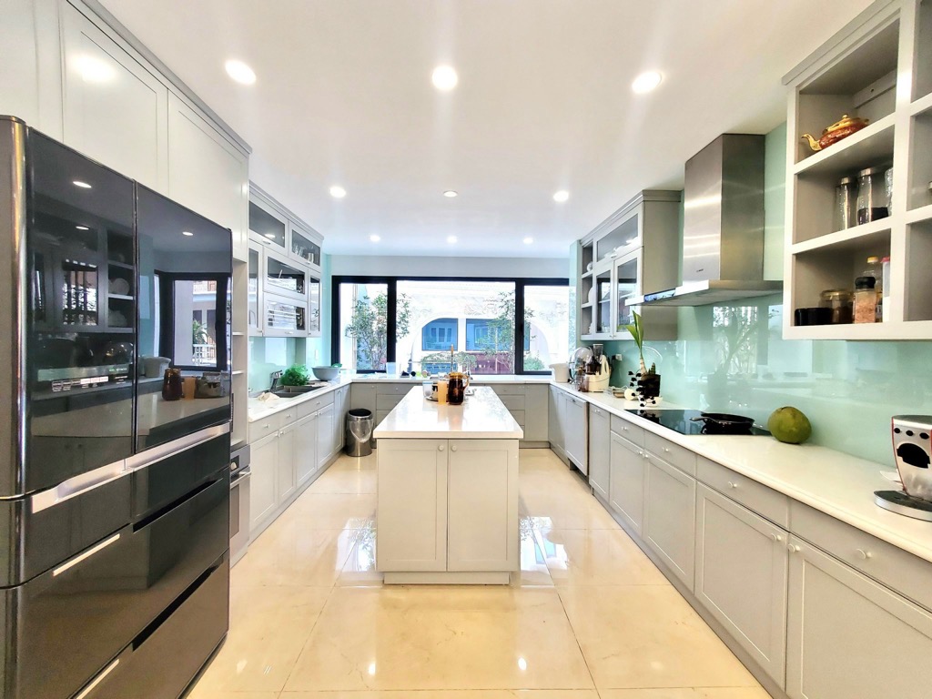 Bán nhà Nguyễn Văn Cừ 98m2 - 4T giá 17,8 tỷ - ô tô tránh, nội thất đẹp như cung điện 5 sao-anh-4