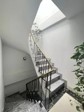 Tôi cần bán nhà Ngã Tư Sở, S thực 43m2, Ô tô sát nhà, thoáng trước sau. Nhỉnh 4 tỷ. (thông tin thật)-anh-2