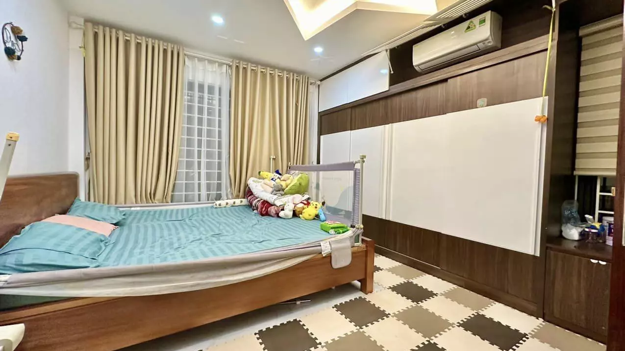 Bán nhà phố 8/3, Hai Bà Trưng 31m, 5 tầng. Giá: 6.2 tỷ-anh-2