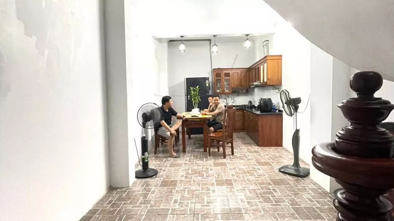 Bán nhà phố Bạch Đằng, Hoàn Kiếm 38m, 4 tầng. Giá: 5.8 tỷ-anh-1