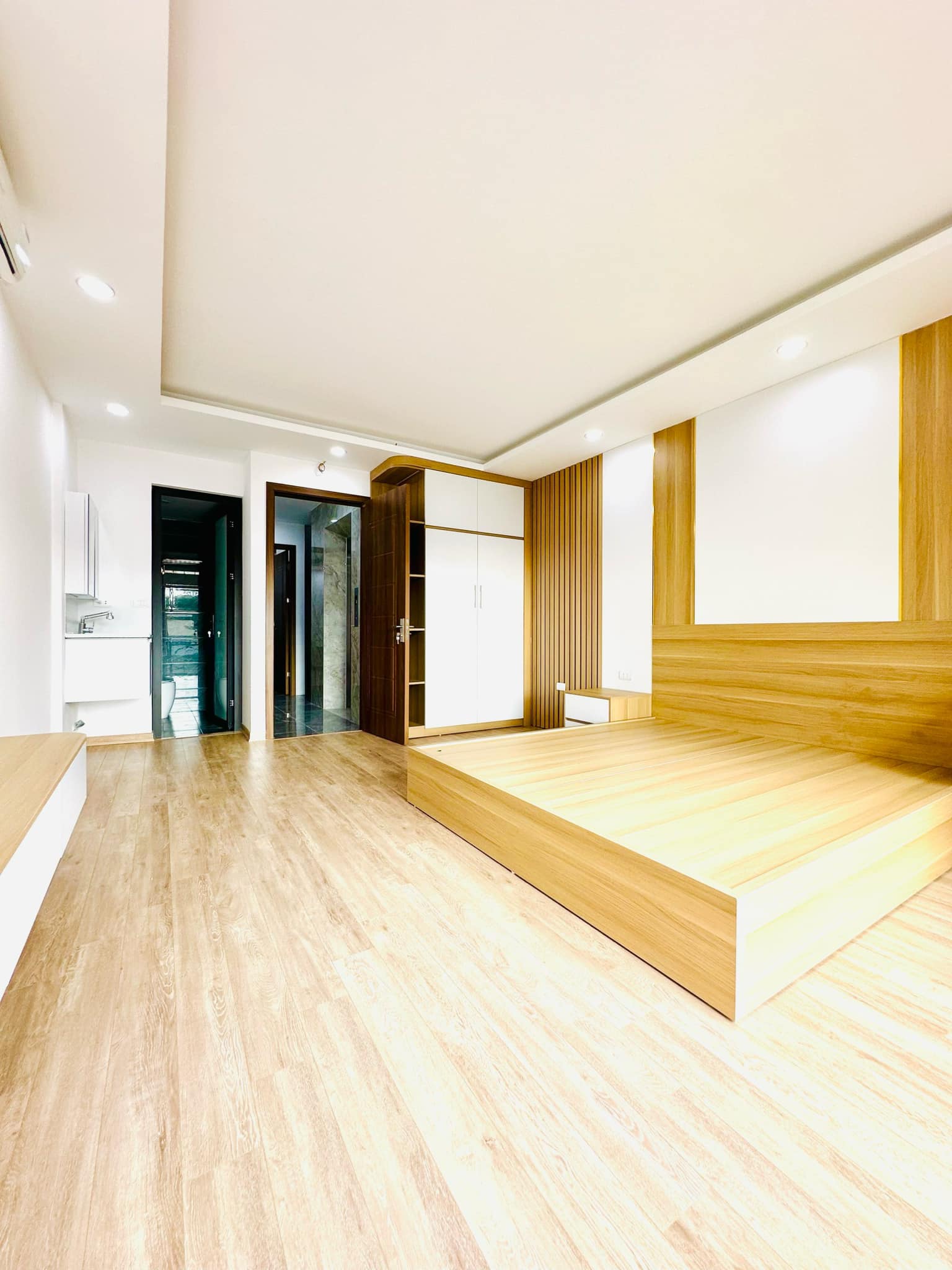 Bán nhà Phố Đội Cấn 57m2 x 7 tầng mới xây, thang máy.-anh-1