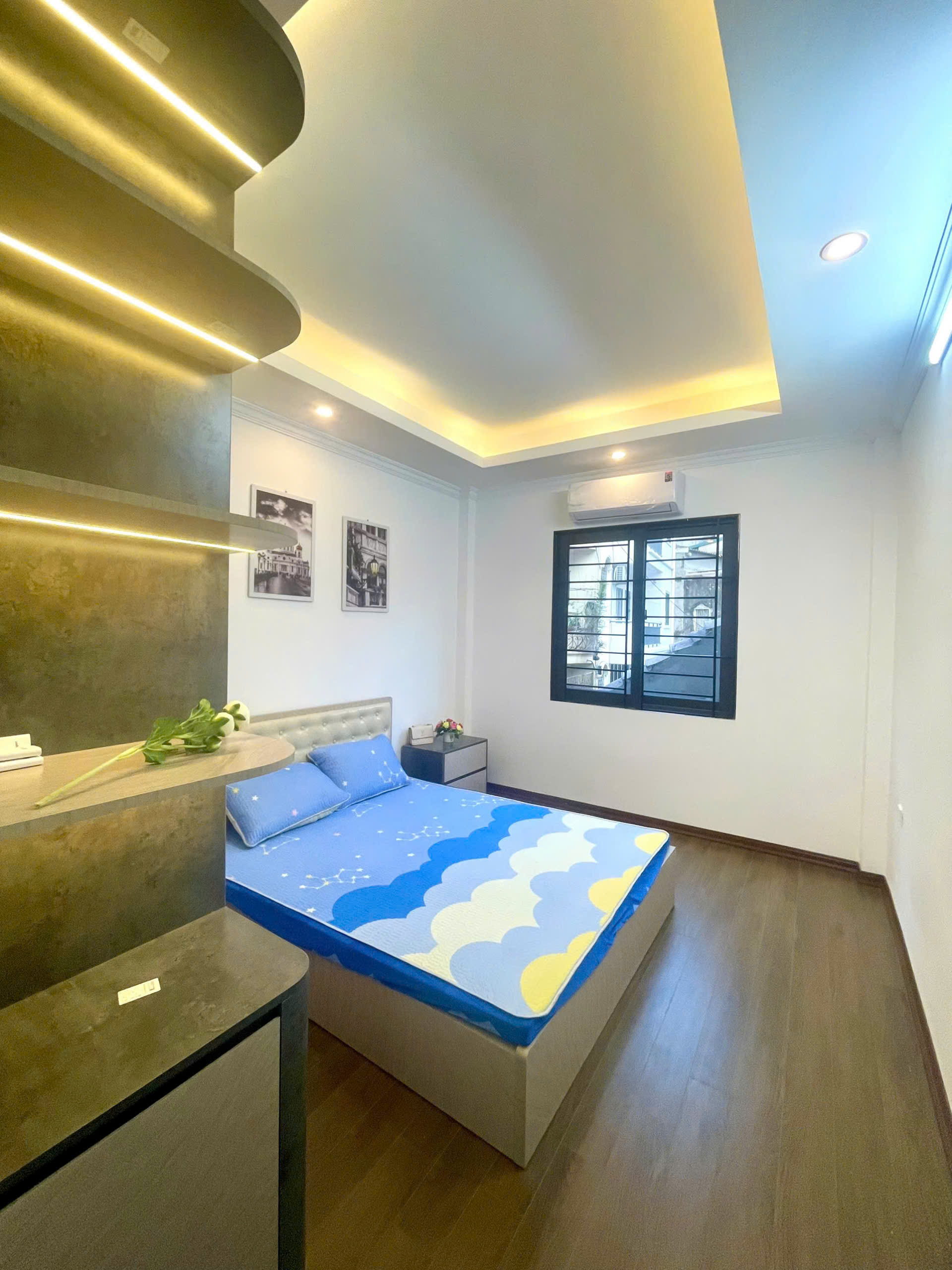 Bán nhà Phố Hoàng Cầu_Dân Xây Ở_ Gần Hồ Sinh Thái_30mx5T_ Giá: 7.15 tỷ_Lh: 0396935190.-anh-2