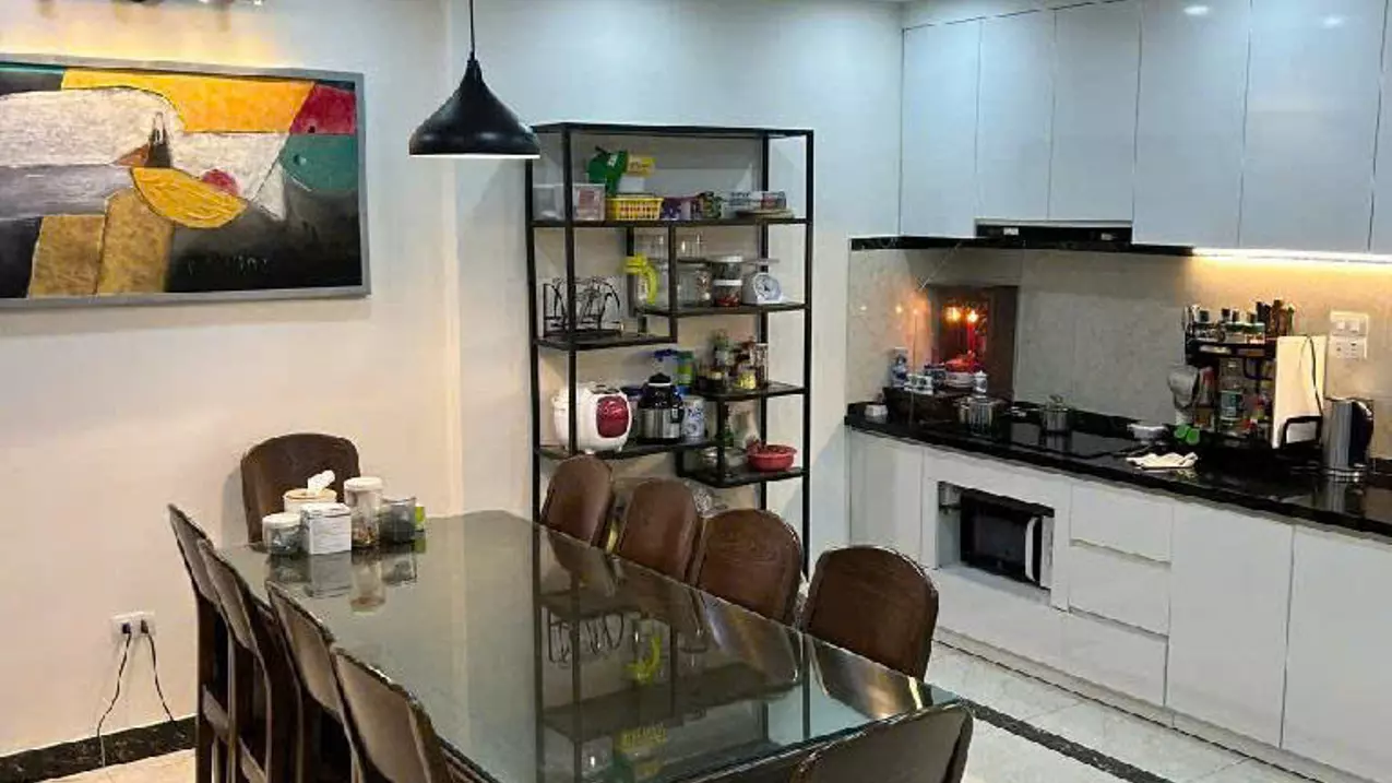 Bán nhà Phố Hoàng Cầu, Hiếm Nhà Bán, Khu Phân Lô, 33mx5T, Giá: 12.4 Tỷ, Lh: 0396935190.-anh-2