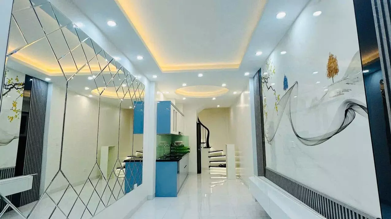 Bán nhà Phố Hoàng Cầu, Vị Trí Đắc Địa, Khung Cột Chắc Chắn, 35mx5T, Giá: 8.1 Tỷ, Lh: 0396935190.-anh-2
