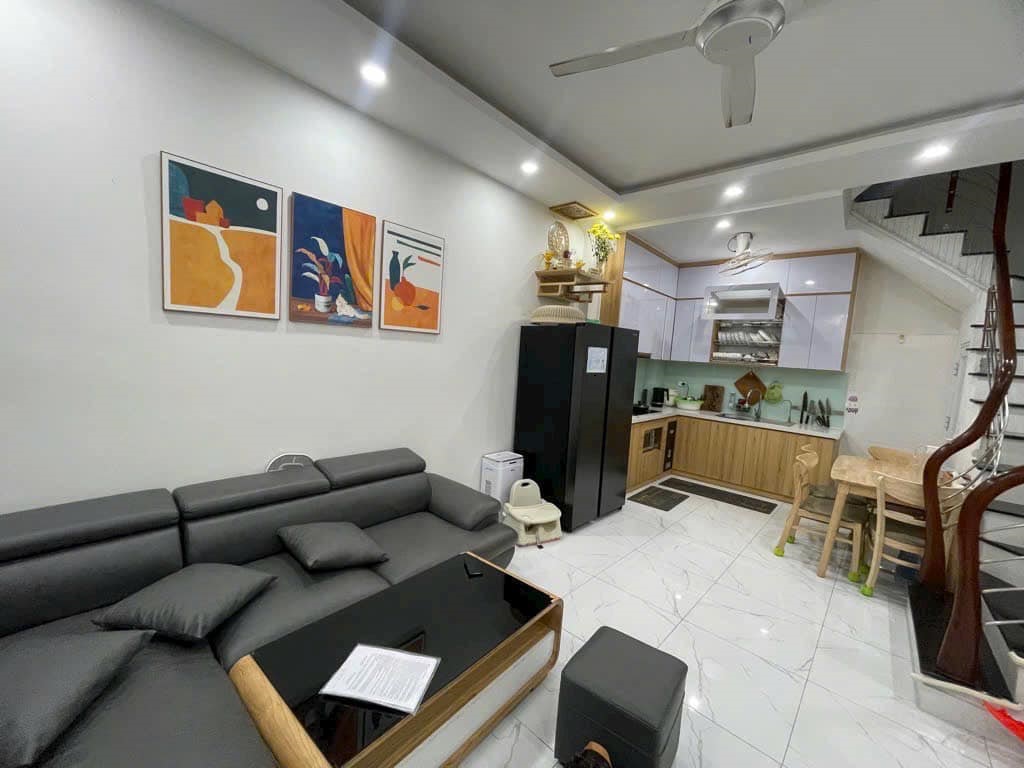 BÁN NHÀ PHỐ NGỌC LÂM 34M2 * 5 TẦNG , Ô TÔ ĐỖ CỬA * 8.3 TỶ-anh-3