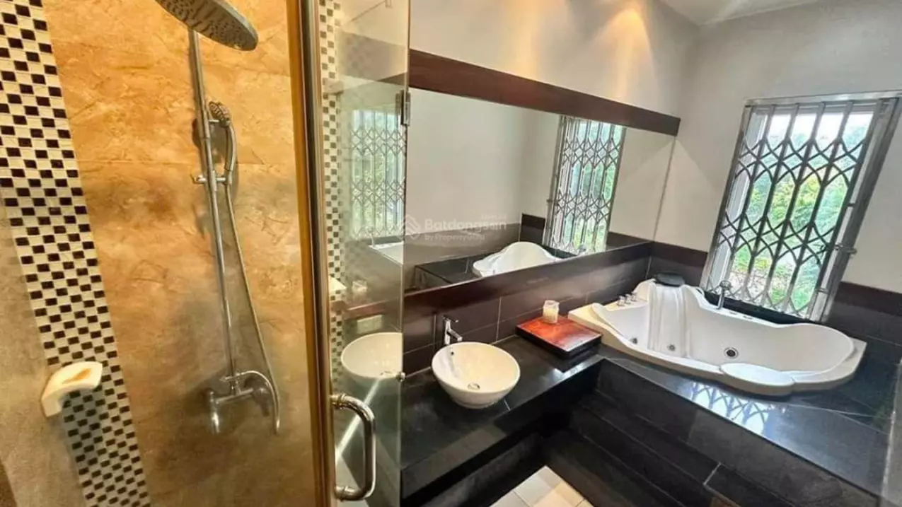 Bán nhà Phố Trạm, Long Biên, DT 40m2*6 tầng 5 tỷ 95, 1 nhà ra ô tô, gần trường-anh-1