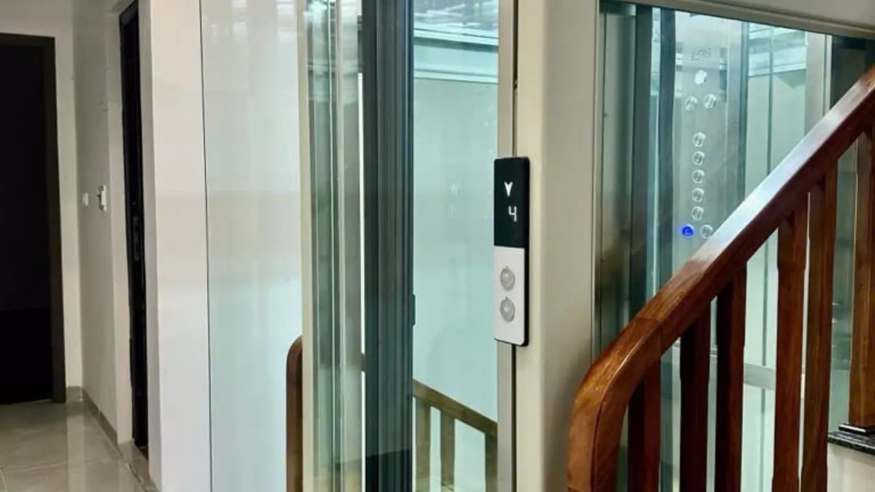 Bán nhà phố Võ Thị Sáu, Nội Thất Hiện Đại, Vài Bước Ô Tô, 40mx6T, Giá: 9.4 Tỷ, Lh: 0396935190.-anh-3