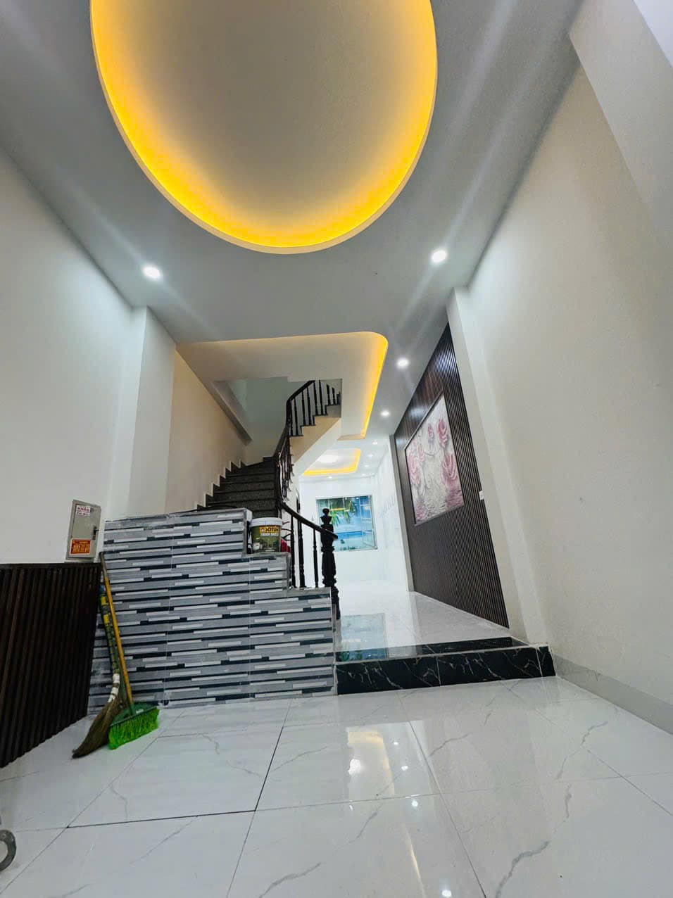 BÁN NHÀ PHÚC DIỄN BẮC TỪ LIÊM MẶT NGÕ Ô TÔ KINH DOANH NHÀ ĐẸP GẦN PHỐ GIÁ 7,5 TỶ-anh-2