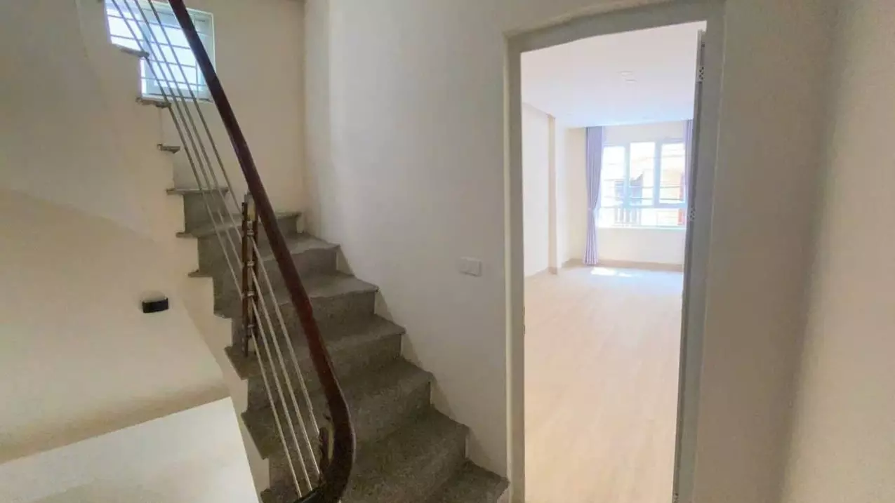 Bán nhà Phương Mai giá 12.5 tỷ, diện tích 54m2, 5 tầng, mặt tiền 7m-anh-2