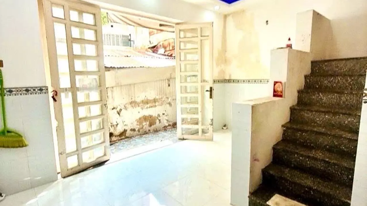 BÁN NHÀ Q4- DTS 100M2- NGANG 5M - Đ.ĐOÀN VĂN BƠ- GẦN KHU ẲM THỰC VĨNH KHÁNH- HOANG DIỆU- GẦN-anh-2