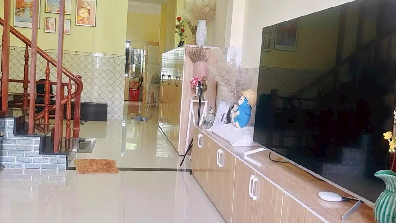 Bán Nhà Quách Thị Trang 100m2 3 Tầng 3 Phòng Ngủ Giá 8.3 Tỷ Đường 7.5m-anh-1