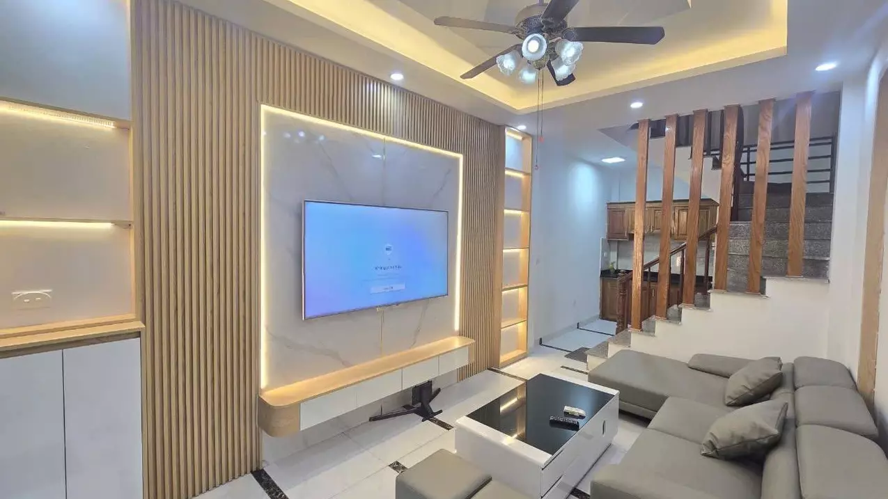 Bán nhà Thanh Lân giá 4.98 tỷ, diện tích 31m2, 4 tầng, mặt tiền 3.5m-anh-1