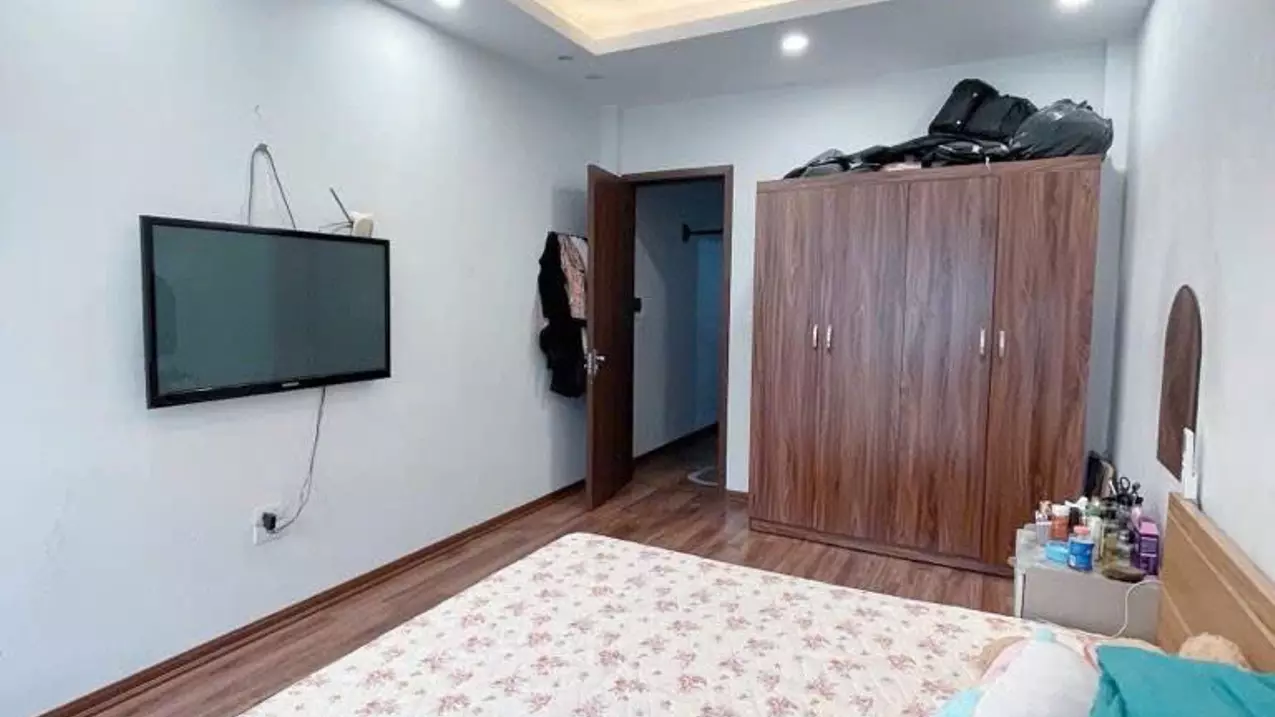 BÁN NHÀ TRUNG TÂM CẦU GIẤY 9.8 Tỷ – 6 TẦNG – NỘI THẤT ĐẸP – Ở NGAY-anh-4