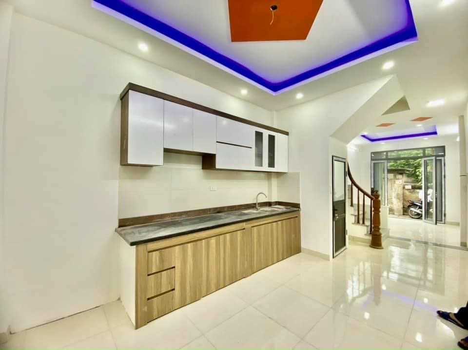 Bán nhà Việt Hưng 33m², 5 tầng – Vị trí đẹp, 10m ngõ oto tránh – Chỉ 4,85 tỷ!-anh-6