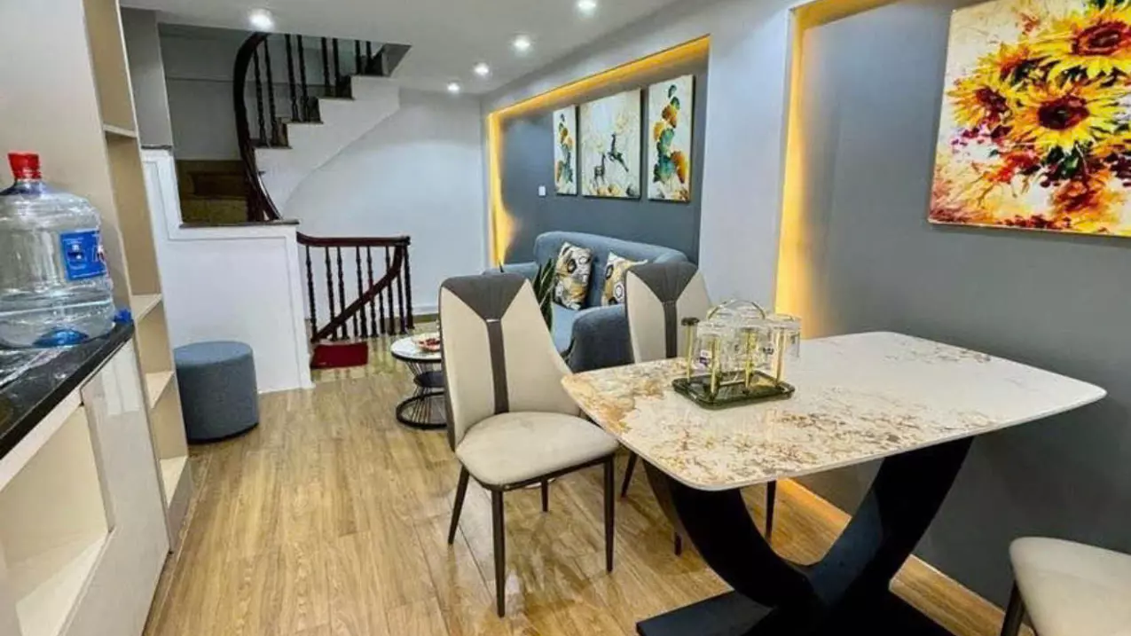 Bán Nhà Yên Hoà 40m2 - Nhỉnh 6 Tỷ - 20m ra ngõ ô tô tránh - 6 tầng đủ công năng - Full nội thất-anh-2