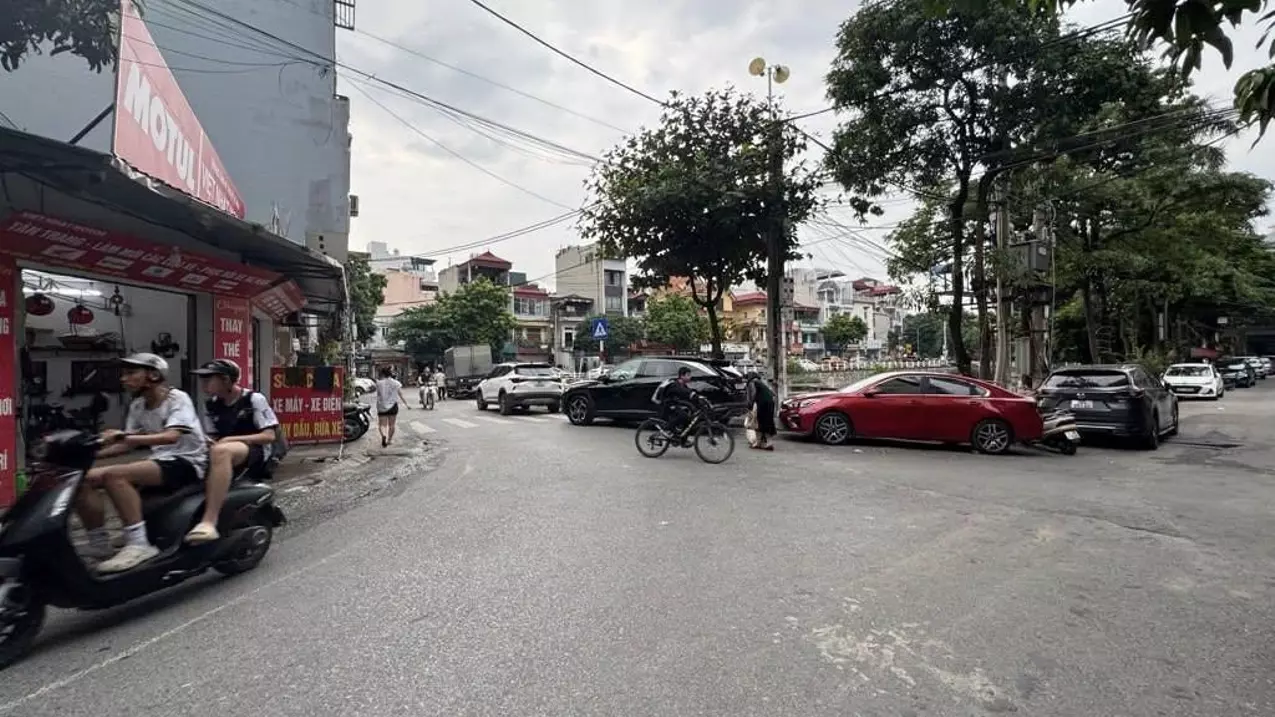 Bán tòa nhà Sài Đồng- Hàng Xóm Vinhomes Rive side-Dòng Tiền khủng-120m 4 tầng hơn 20 tỷ(TL)-anh-1