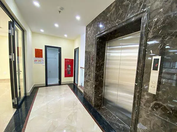 BÁN TOÀ VP  PHỐ LÊ VĂN LƯƠNG, 225M2, 8 TẦNG, 2 MẶT THOÁNG MẶT TIỀN 9.5M  155 TỶ-anh-3