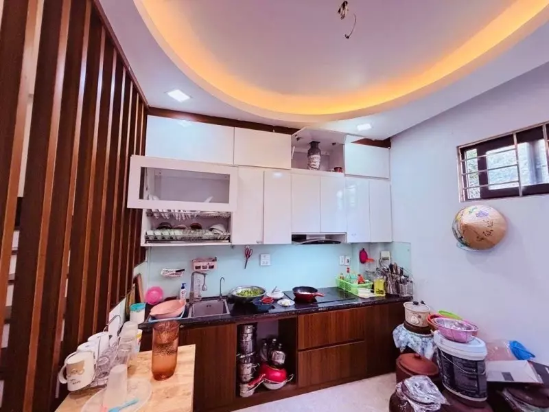 BÁT KHỐI – Ô TÔ ĐỖ CỬA – 2 MẶT THOÁNG – GIÁ TỐT-anh-2