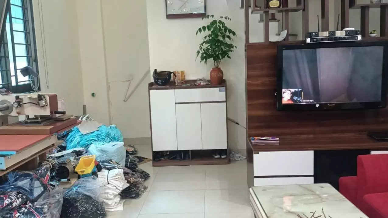 BÍ TIỀN ĐẦU TƯ GIA ĐÌNH CẦN BÁN NHÀ LÔ GÓC-anh-3