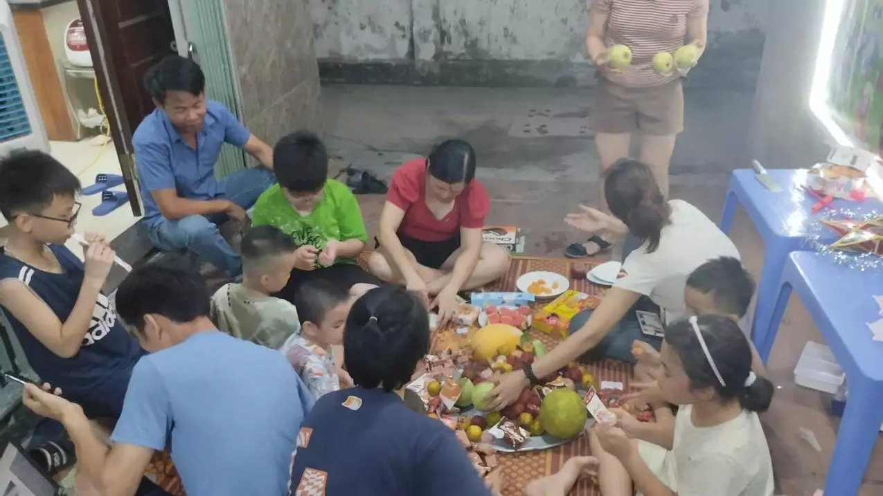 BÍ TIỀN ĐẦU TƯ GIA ĐÌNH CẦN BÁN NHÀ LÔ GÓC-anh-4