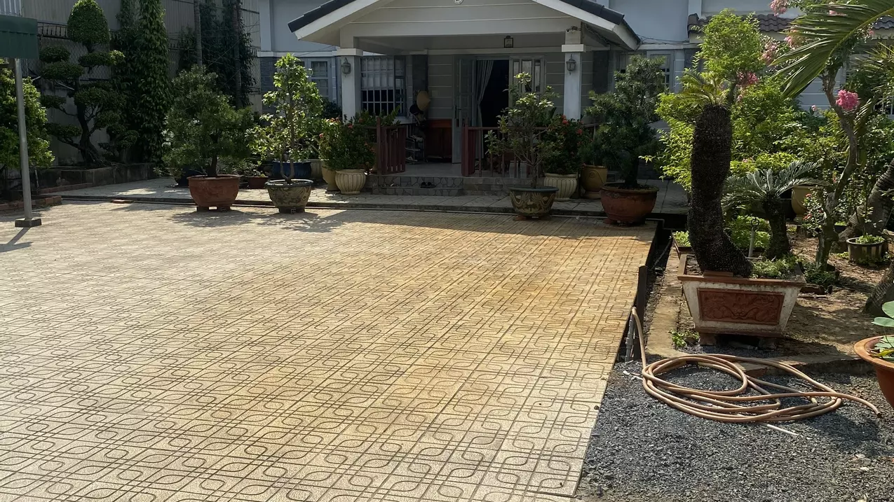 Biệt thự vườn - 3 mặt sông - 1900m² - đường số 4 Lò Lu - chỉ 19.5 tỷ (TL)-anh-1