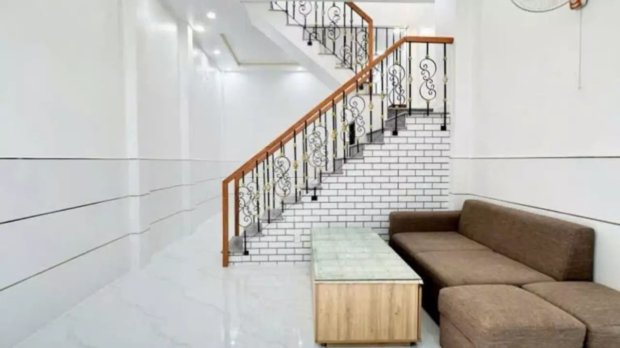 BT013 
ĐẸP LUNG LINH - NHÀ MỚI VÀO Ở NGAY - 2 TẦNG - 32M2  - VỊ TRÍ ĐẸP - GIÁP TÂN PHÚ  - CHỈ-anh-2