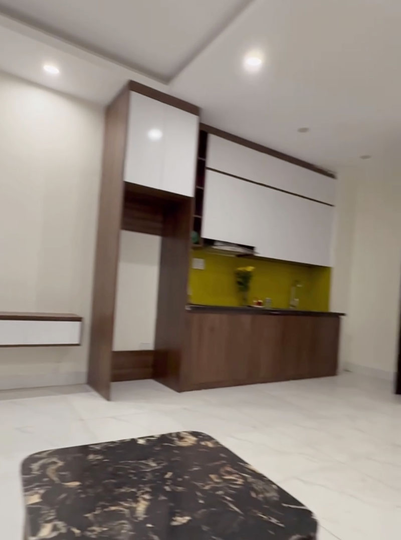 Cần bán 32,9m2 nhà 5 tầng tại ngõ 82 Việt Hưng. Ngay cạnh chợ Kim Quan và trường học các cấp-anh-4