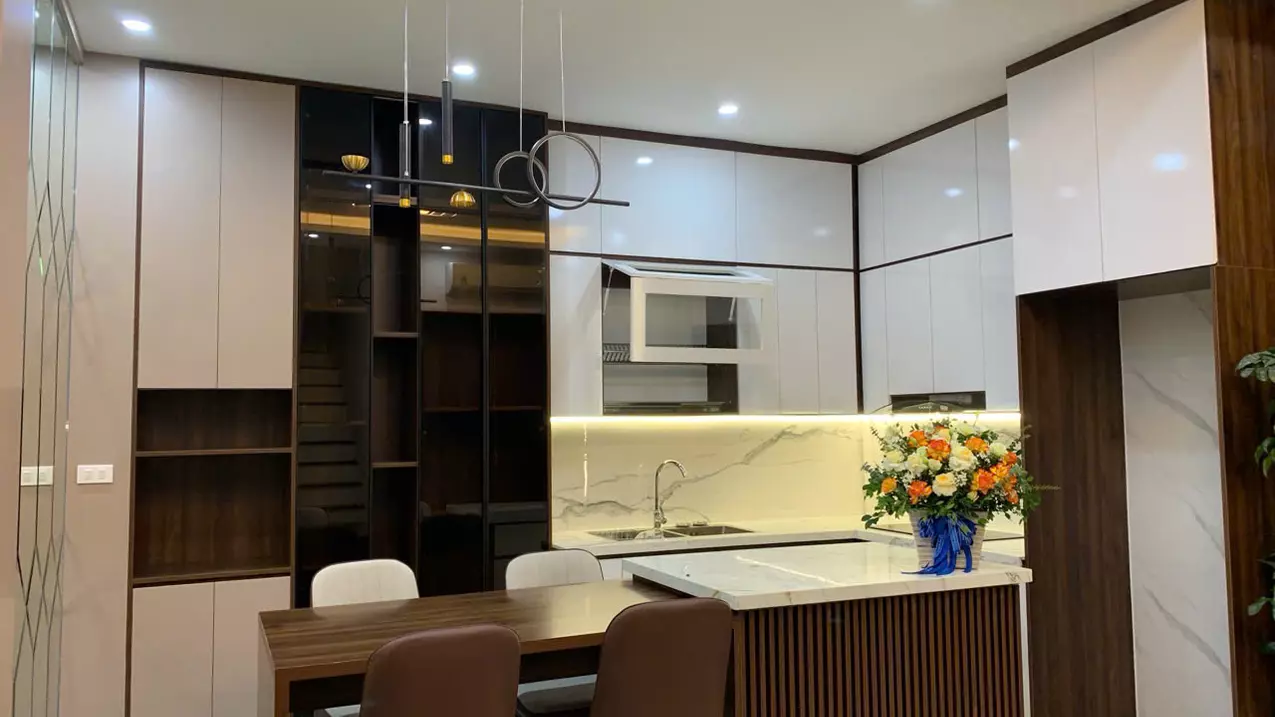 CẦN BÁN GẤP NHÀ CẢM HỘI - LÒ ĐÚC 
DT- 45m2 , MT 9m , 4T . OTO ĐỖ VÀI BƯỚC CHÂN . KDOANH SẦM UẤT .-anh-2