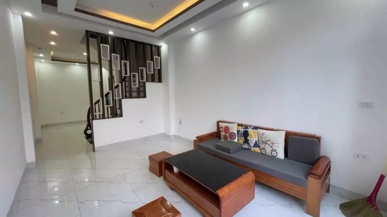Cần bán nhà 4.5 tầng, đã đầy đủ nội thất, diện tích 37m, ô tô cách 20m giá 4.5 tỷ-anh-2