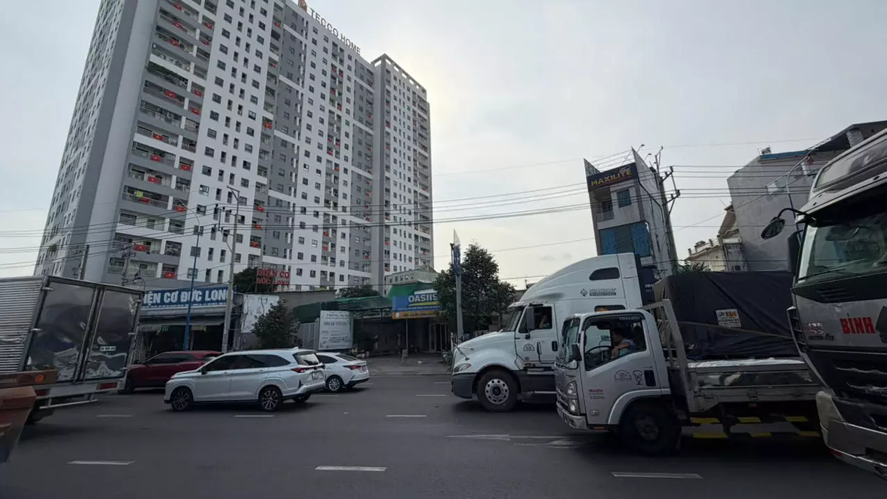 CẦN BÁN NHÀ MẶT TIỀN KINH DOANH ĐƯỜNG DT743 – KHU KINH DOANH BUÔN BÁN SẦM UẤT NHẤT PHƯỜNG AN PHÚ.-anh-4