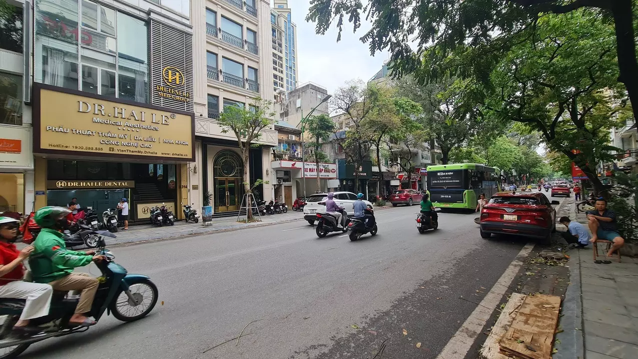 CẦN BÁN SIÊU PHẨM MẶT PHỐ HUẾ - HAI BÀ TRƯNG - MẶT TIỀN 9M - 7 TẦNG KINH DOANH ĐẮC ĐỊA-anh-1