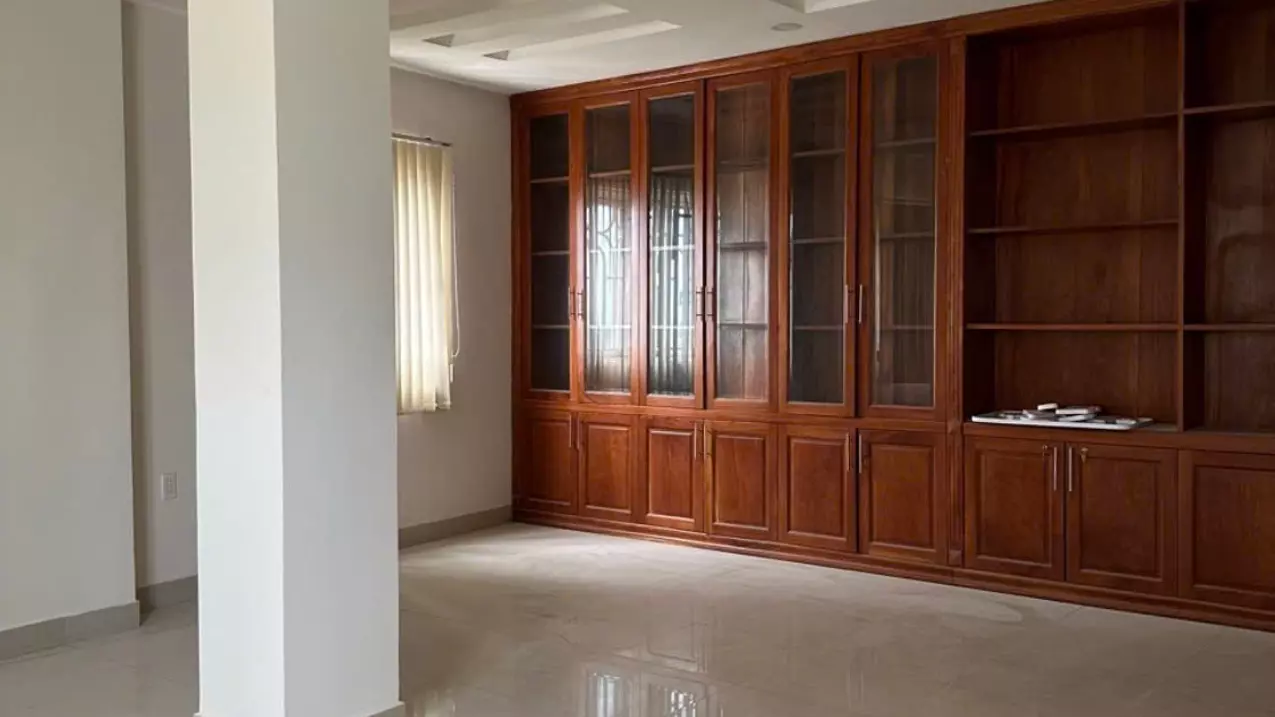 Cần bán Toà nhà Văn Phòng Cty. 6 Tầng, Mặt tiền đường Nguyễn Duy Trinh, giá 24,5 tỷ-anh-11