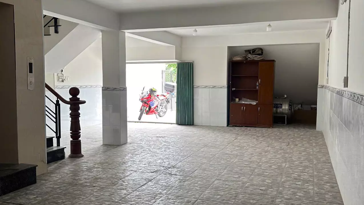Cần bán Toà nhà Văn Phòng Cty. 6 Tầng, Mặt tiền đường Nguyễn Duy Trinh, giá 24,5 tỷ-anh-14