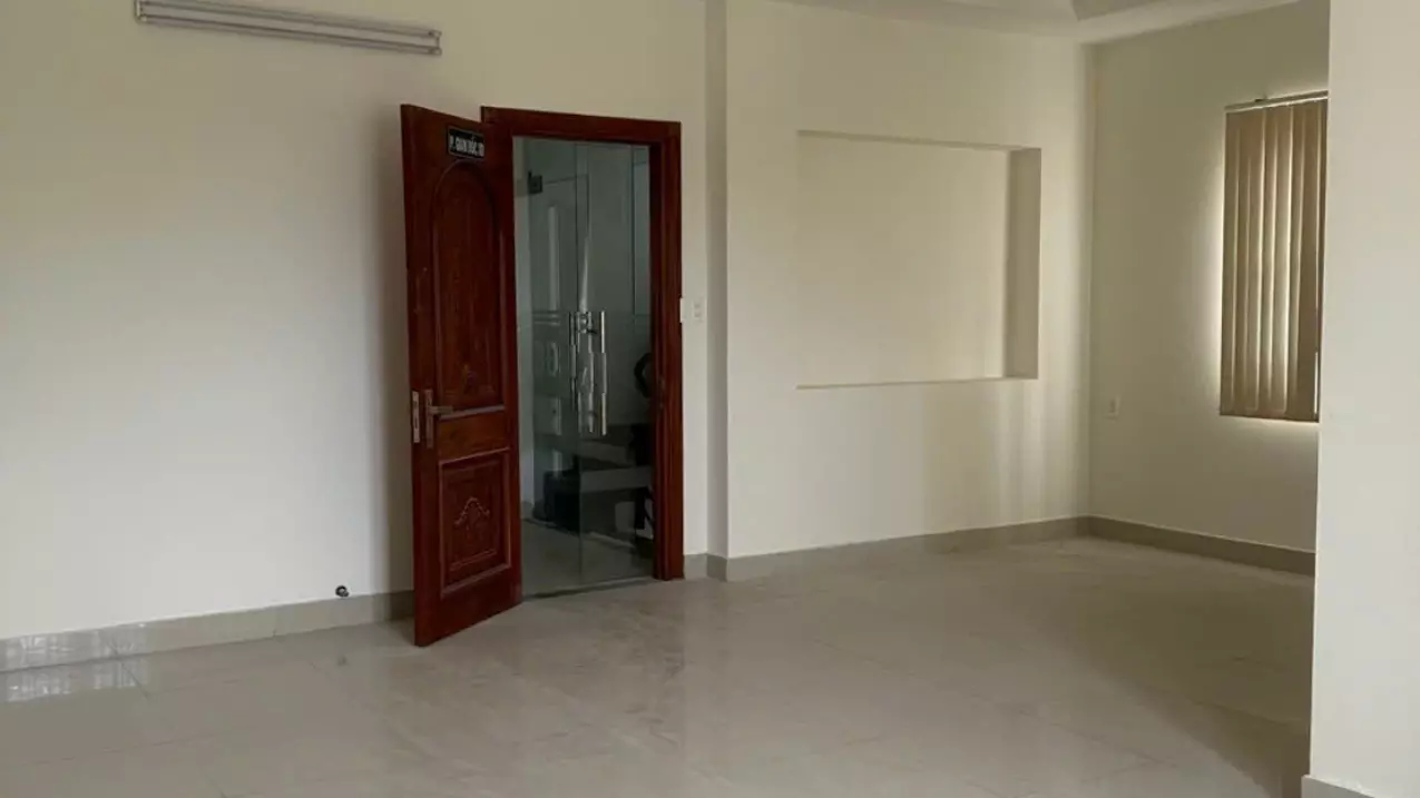 Cần bán Toà nhà Văn Phòng Cty. 6 Tầng, Mặt tiền đường Nguyễn Duy Trinh, giá 24,5 tỷ-anh-7