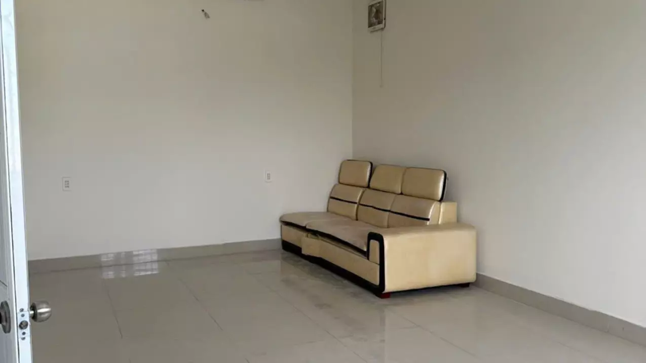 Cần bán Toà nhà Văn Phòng Cty. 6 Tầng, Mặt tiền đường Nguyễn Duy Trinh, giá 24,5 tỷ-anh-9