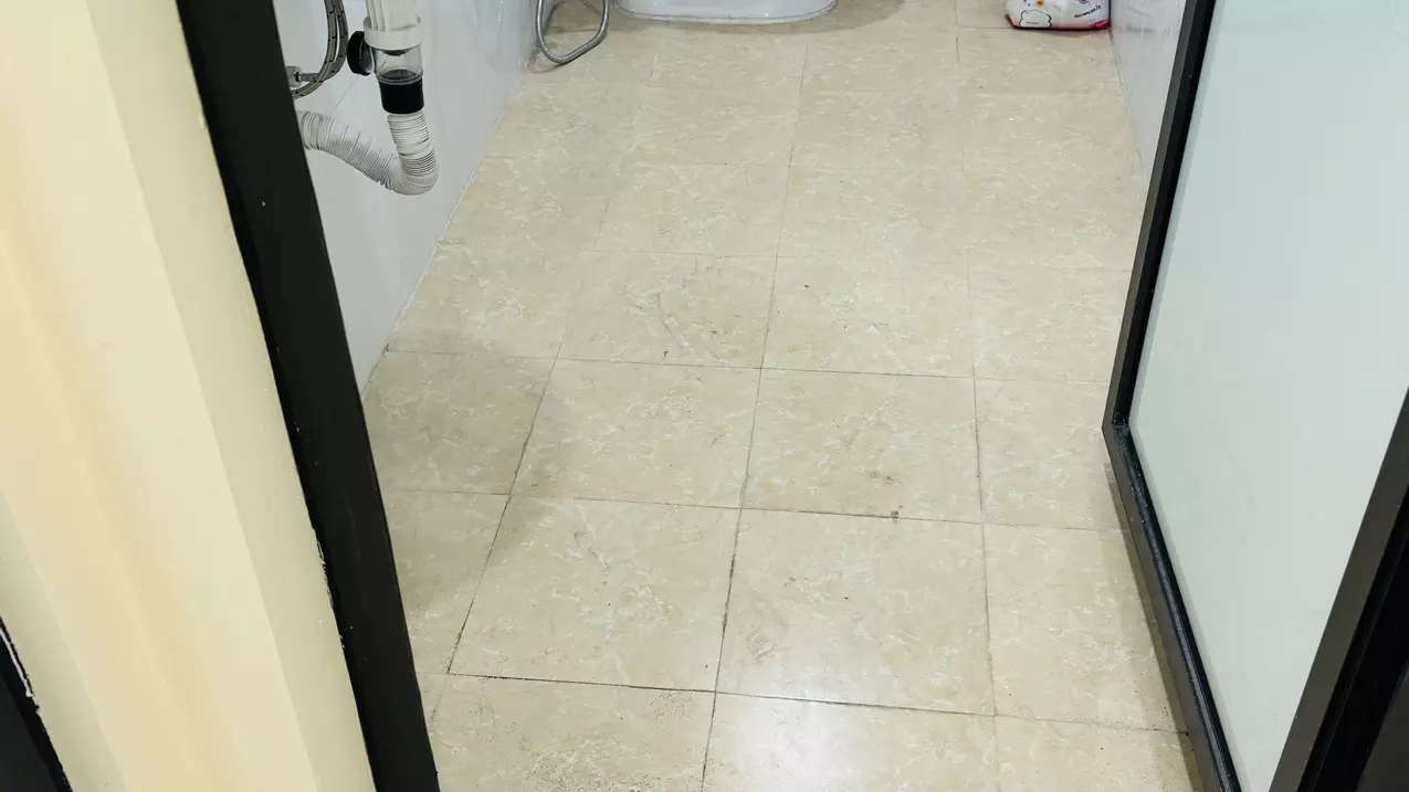 Cần cho tầng 2 + 3  diện tích 45m2/ tầng, 3 ngủ 2 WC giá 8tr/ tháng-anh-2