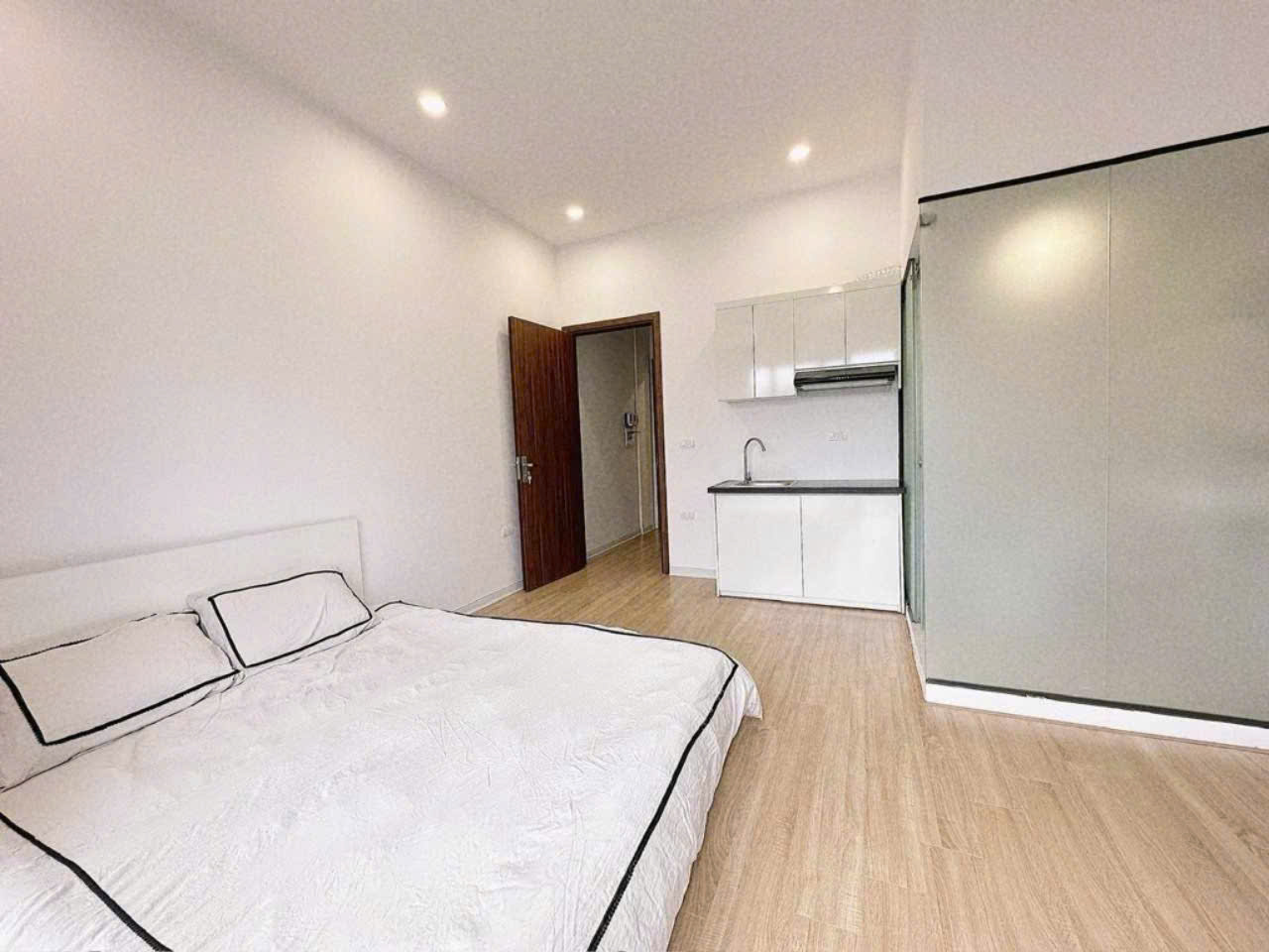 CĂN HỘ CCMN 5 TẦNG KHƯƠNG ĐÌNH; MẶT TIỀN 4.2M; 
NGÕ THÔNG 3 GÁC ; SỔ PHÂN LÔ; GIÁ NHỈNH 8 TỶ-anh-4