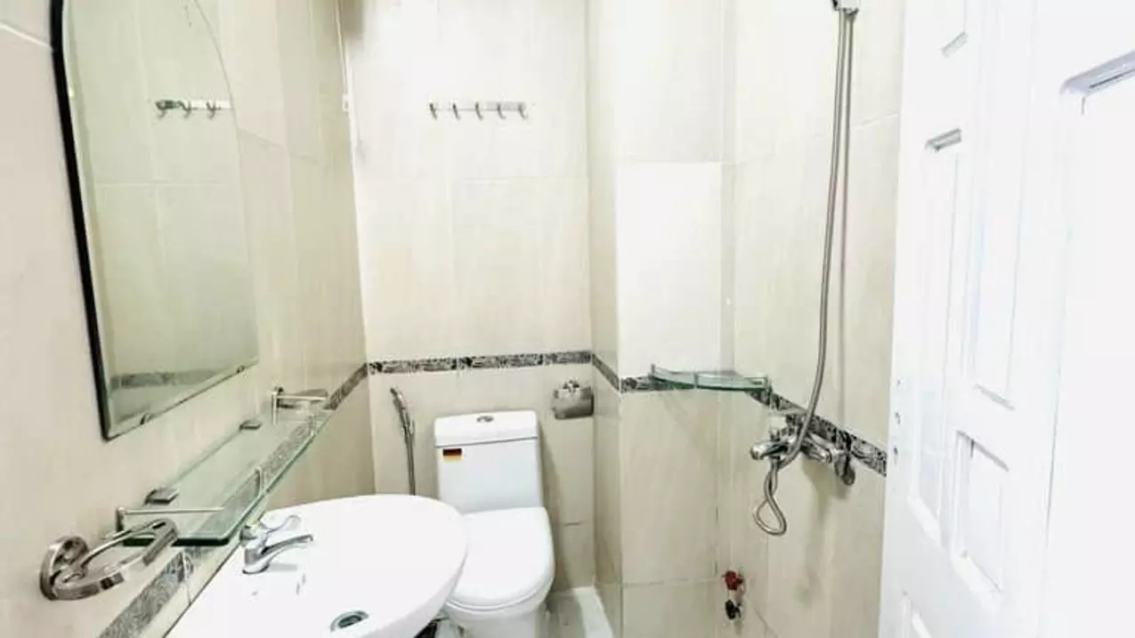 Căn hộ dịch vụ Ngay Trường Đại Học Marketting Quận 7, 9 Tầng, Thu Nhập 1 tỷ 2/Năm, P.Tân Thuận-anh-4