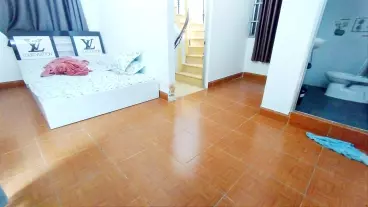 Bán Nhà Quận 7 - 5 Tầng 3PN - Ngang Lớn 5M - Không Quy Hoạch - 4Tỷ-anh-1