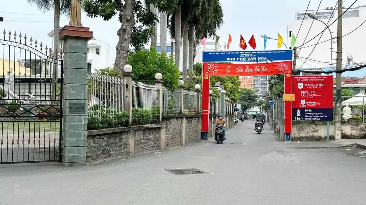 Chỉ 15.5 tỷ có CHDV 7 lầu HXH Dương Quảng Hàm 110m2 ngang 4m TN 90tr 23PN sát ĐH Văn Lang-anh-2